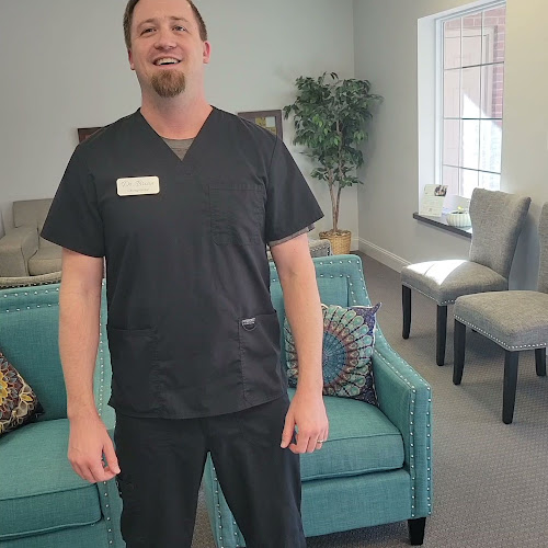 Advanced Wellness & Rehab clinic