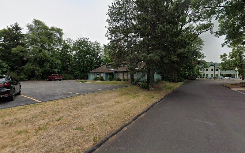 Creekside Retreat clinic