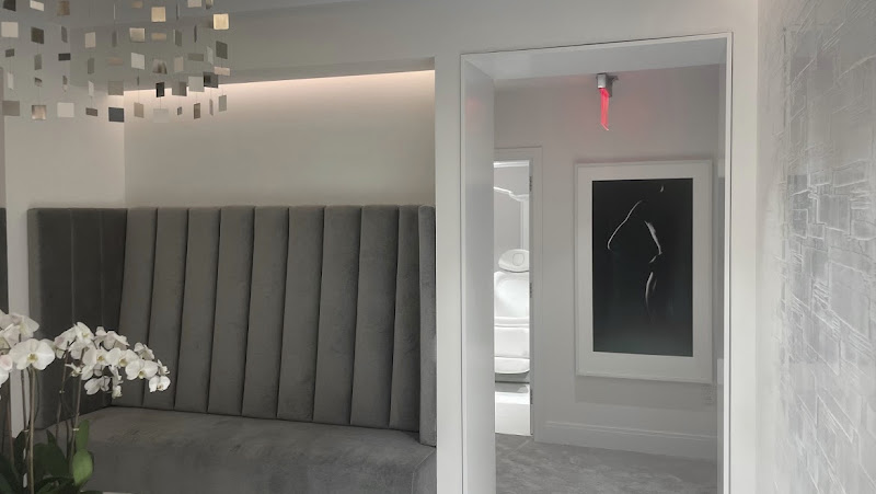 Darren M. Smith, MD, FACS: Plastic Surgery clinic