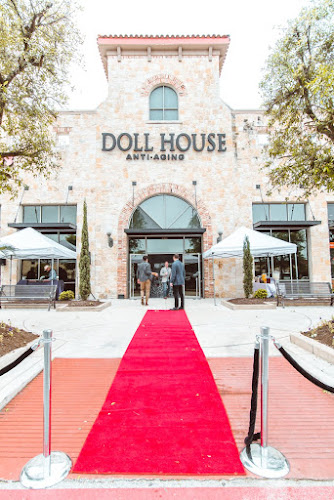 Doll House Anti-Aging: The Vineyard clinic