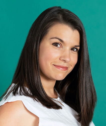 Dr. Erin Thorne-Feminine Functional Medicine clinic