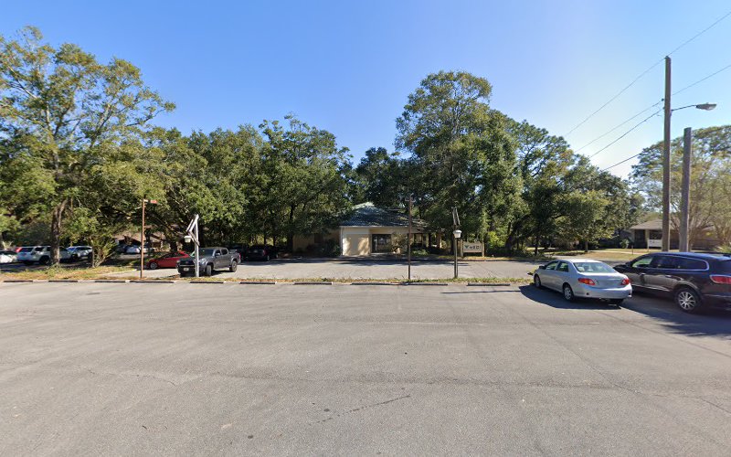 Dr. Kenneth P. Mitchell, MD clinic