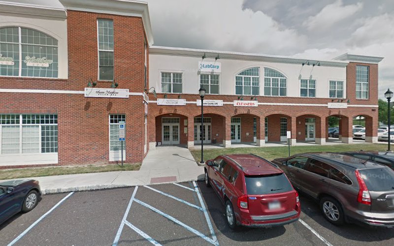 Healthy Solutions by Dr. Luciano Weight Loss & Aesthetic Medicine clinic