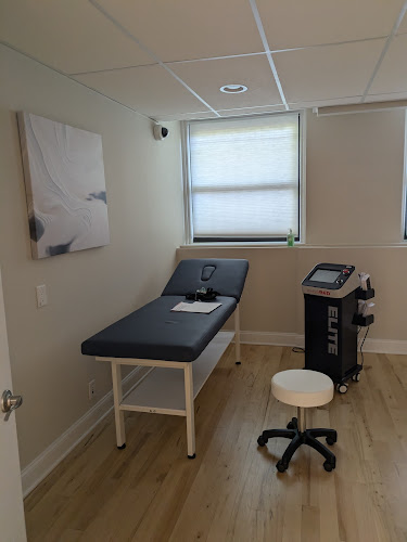 Holistic Weight and Wellness Center LLC clinic