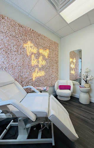 Ideal Weight and Aesthetics clinic