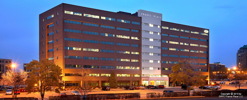 Livea Weight Controls Centers - Edina clinic