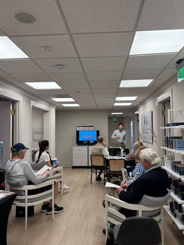 RegenCen: Dr. Gustav Lo, MD clinic