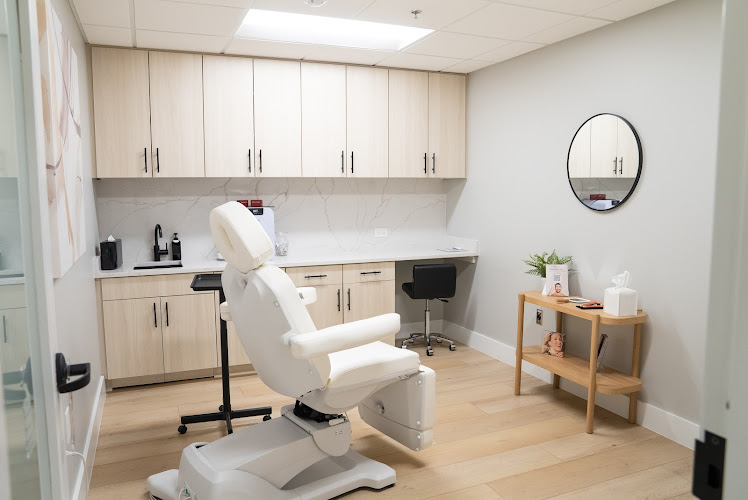 Relive Health Brentwood clinic