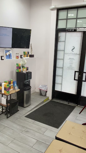 Sadkhin Therapy Weight Loss Center - Williamsburg/Bed Stuy clinic