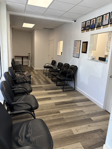 (The Neighborhood Clinic) Carlos M Tellechea MD - Weight Loss clinic