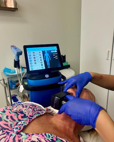 Waters Edge Medical Clinic clinic